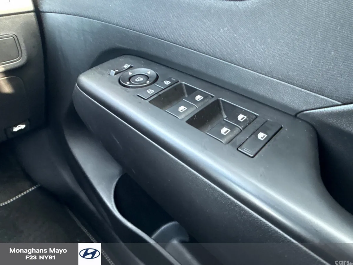 Hyundai KONA MPV, Petrol Hybrid, 2026, Black