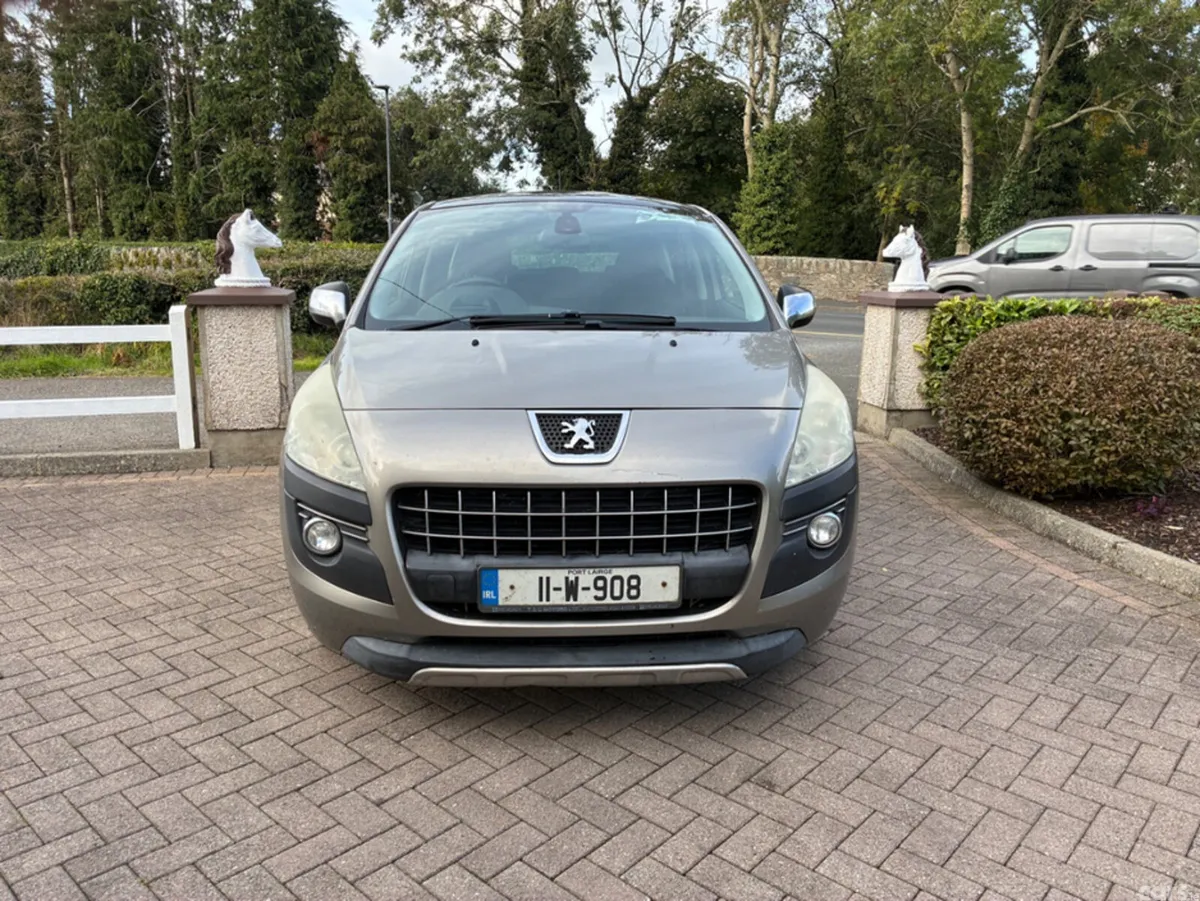 Peugeot 3008 MPV, Diesel, 2011, Grey