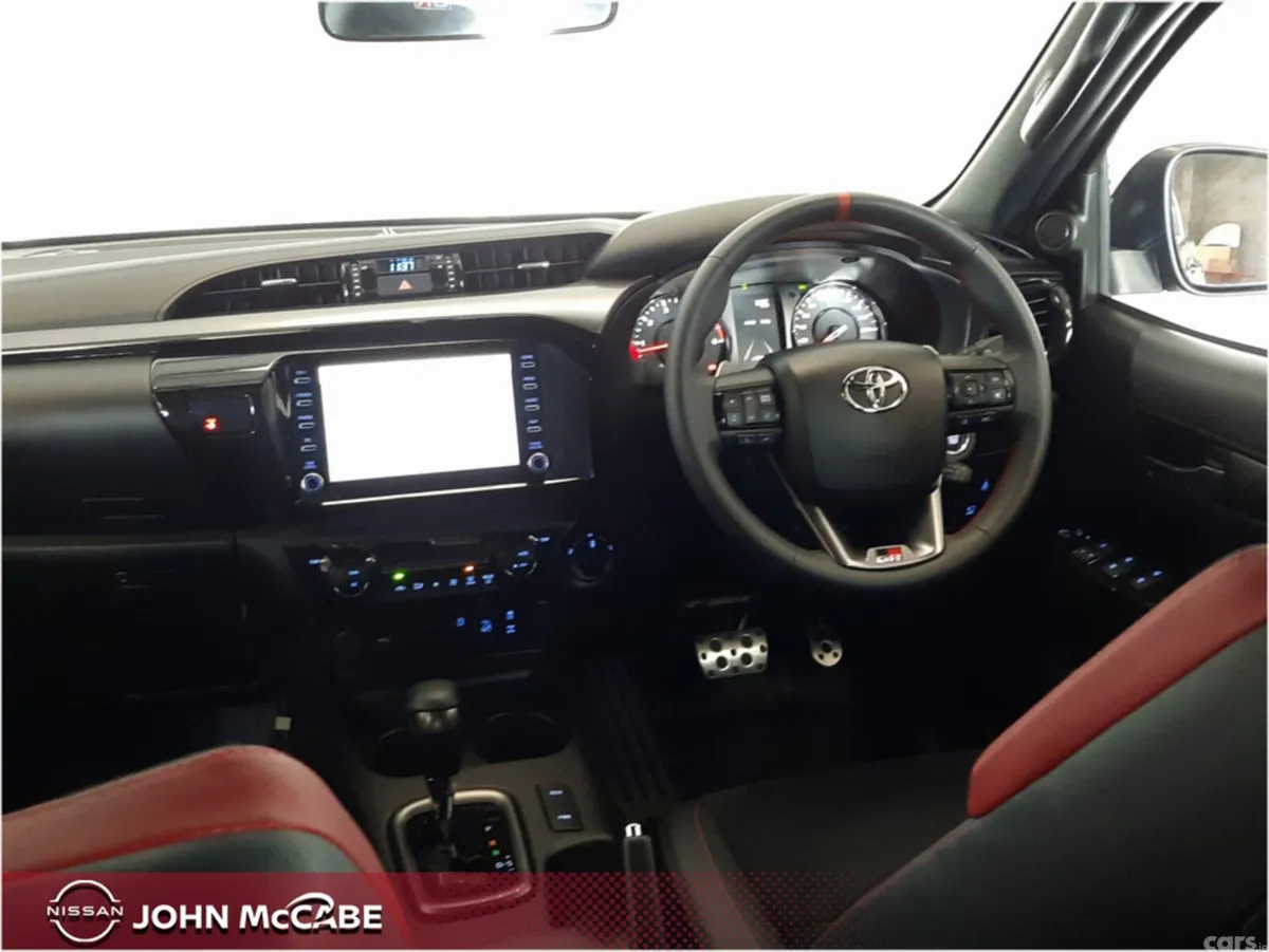 Toyota Hilux Pick Up, Diesel, 2024, Black