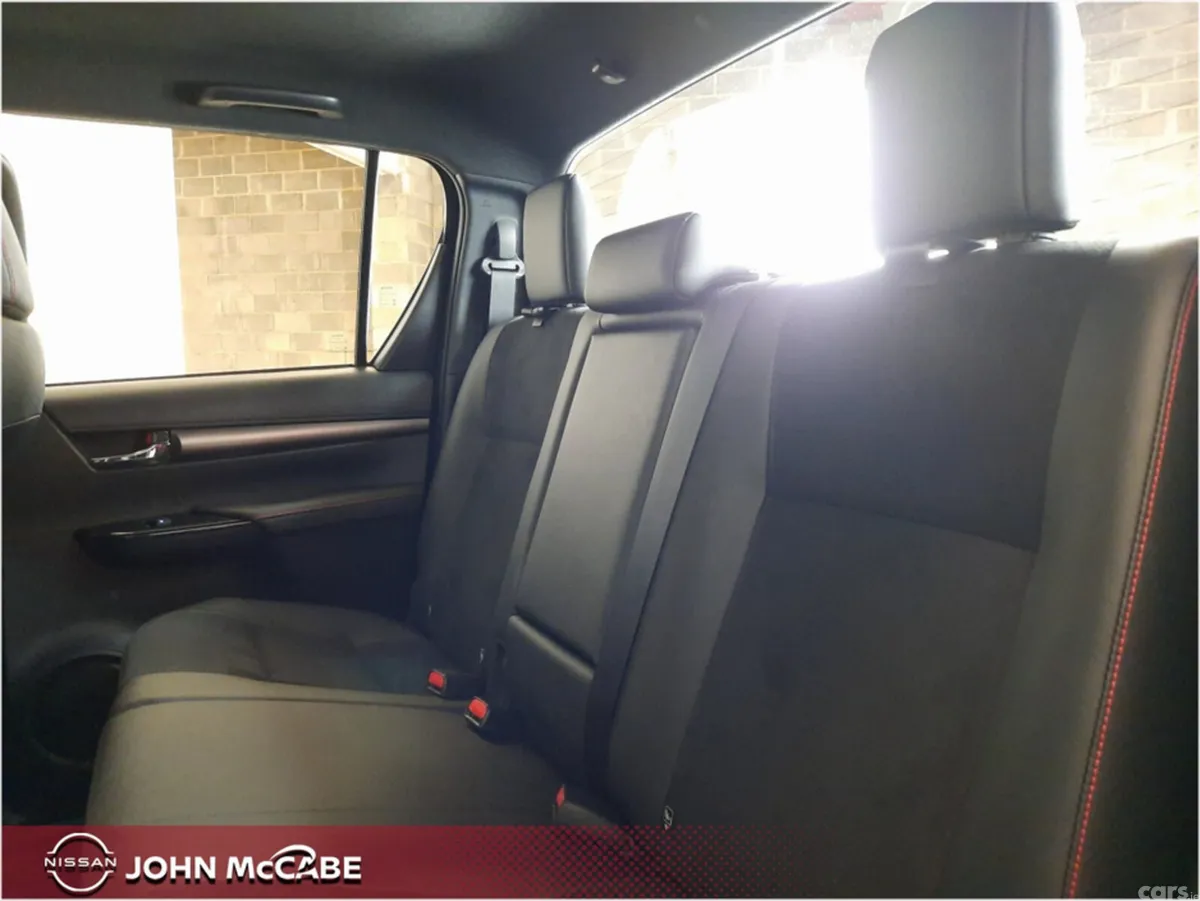 Toyota Hilux Pick Up, Diesel, 2024, Black
