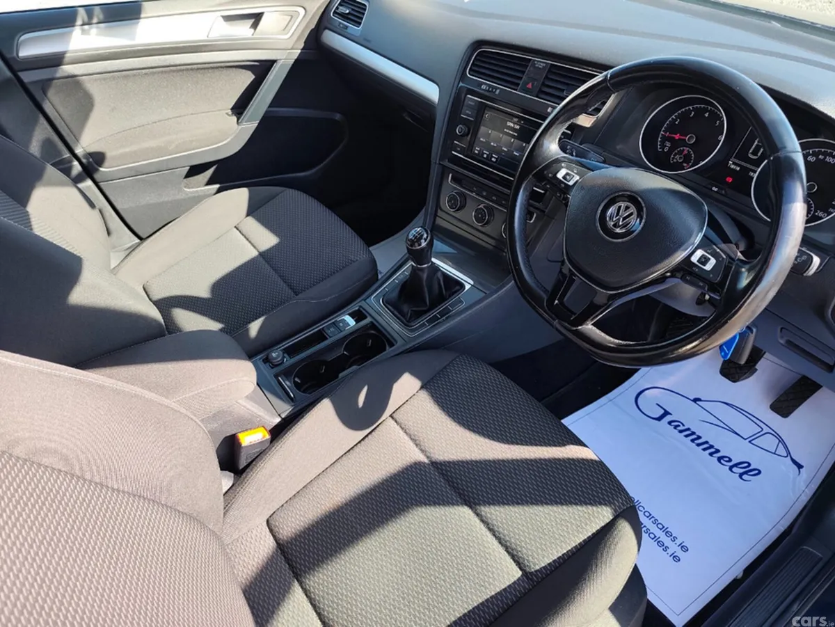 Volkswagen Golf Hatchback, Petrol, 2021, Blue
