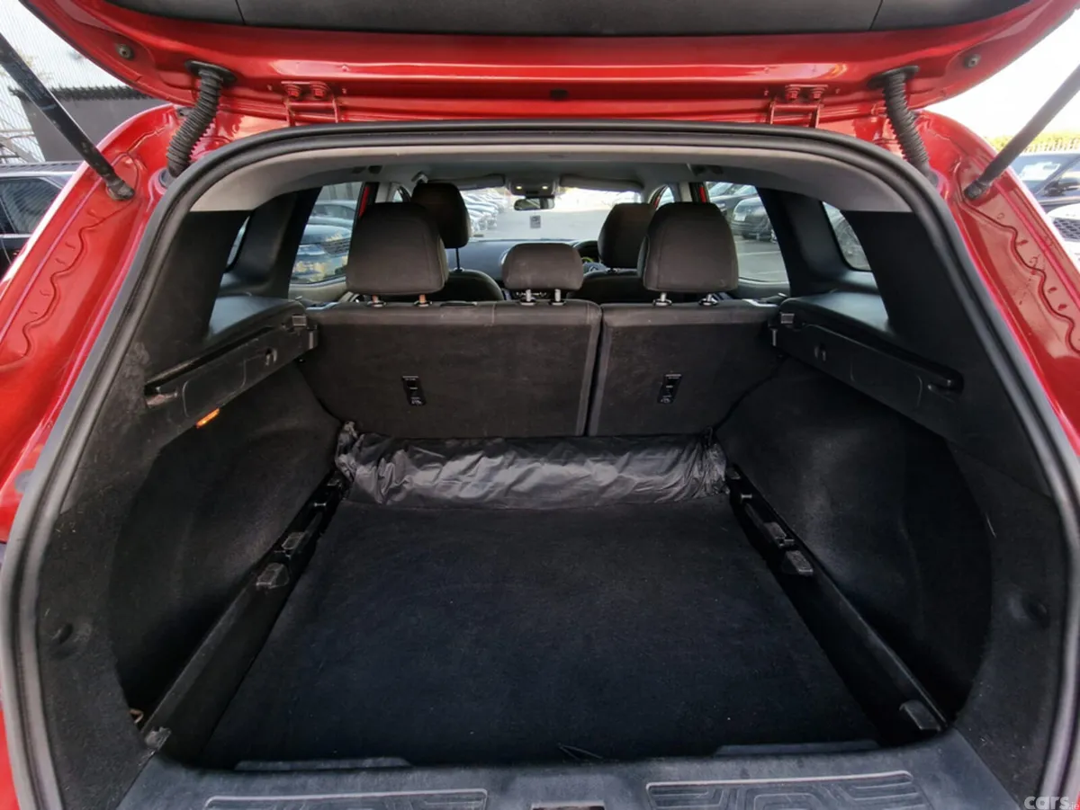 Renault Kadjar SUV, Diesel, 2015, Red