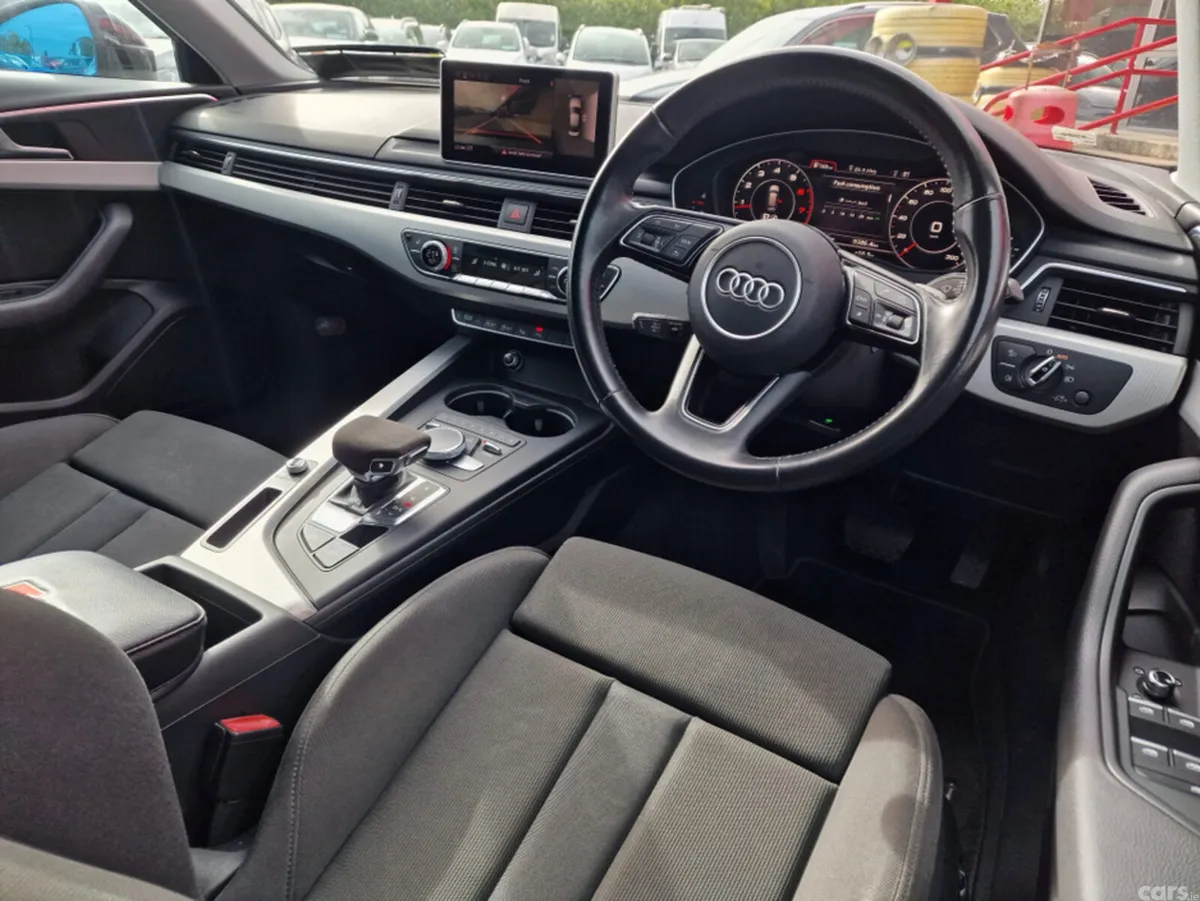 Audi A4 Saloon, Petrol, 2016, White