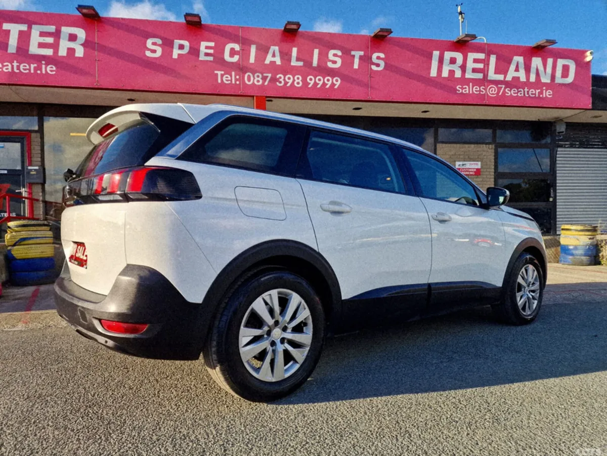 Peugeot 5008 MPV, Diesel, 2018, White