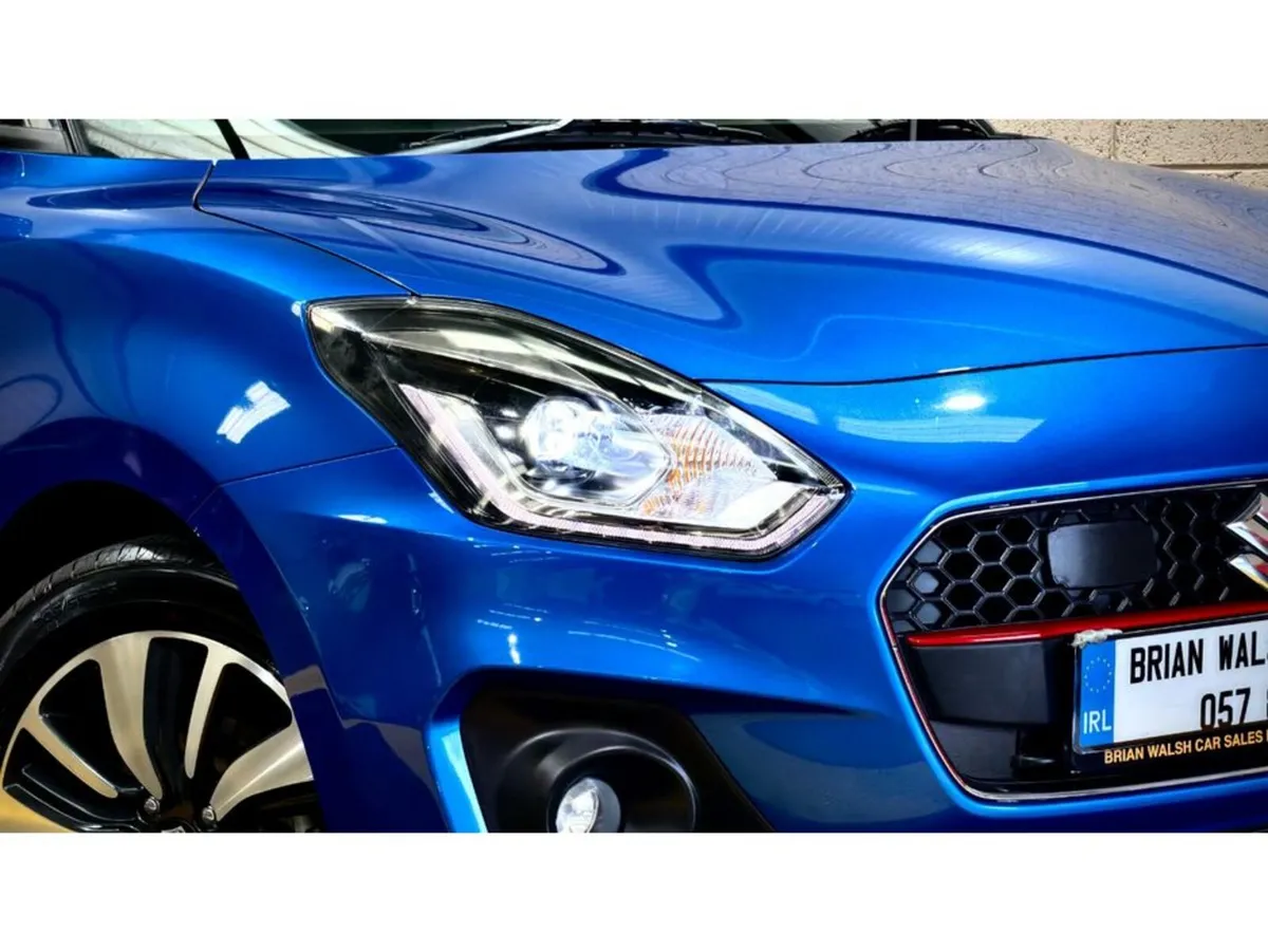 Suzuki Swift Hatchback, Petrol, 2019, Blue