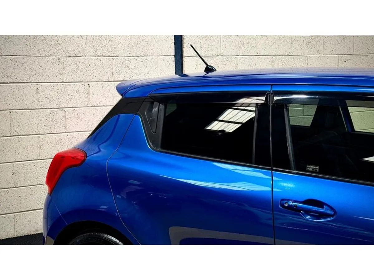Suzuki Swift Hatchback, Petrol, 2019, Blue