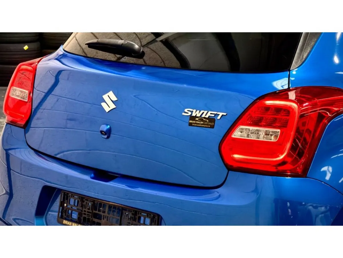 Suzuki Swift Hatchback, Petrol, 2019, Blue