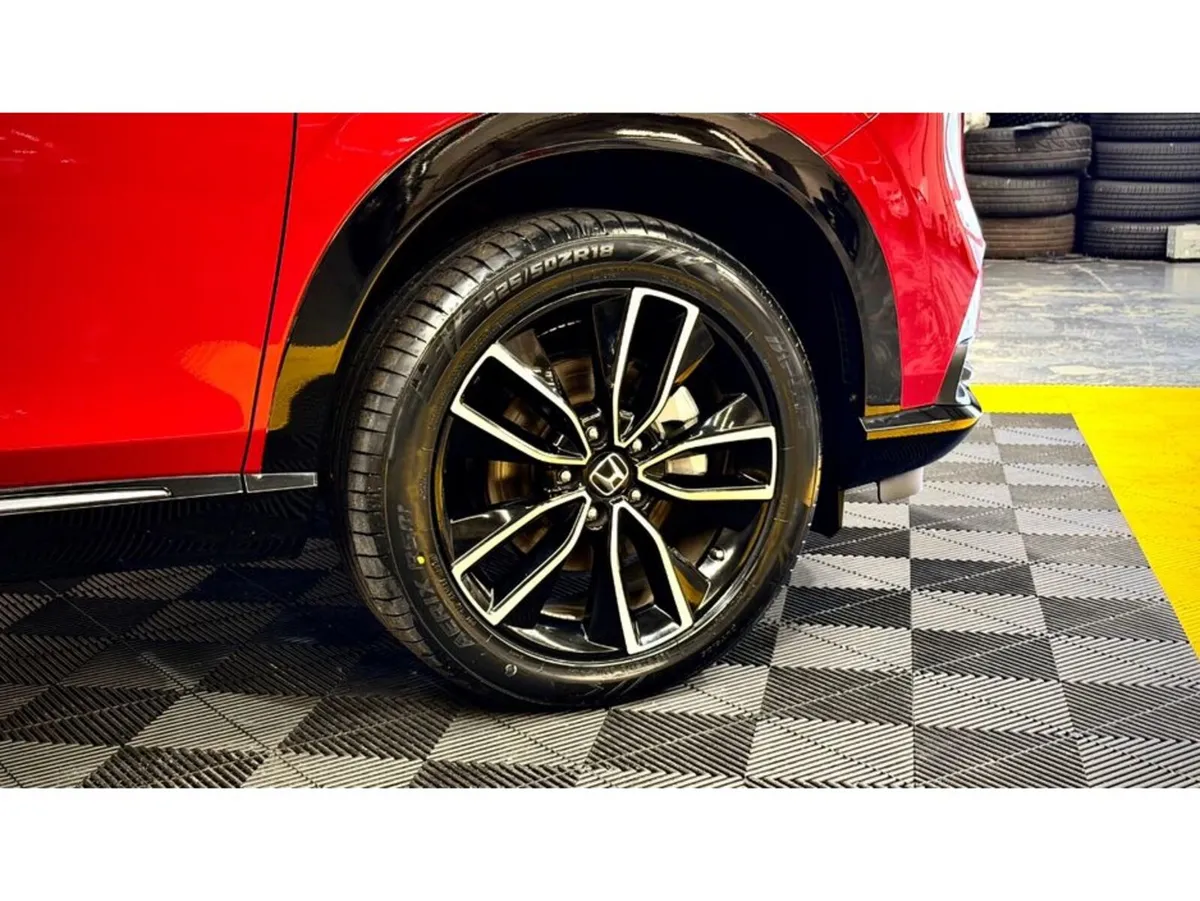 Honda Vezel SUV, Petrol Hybrid, 2022, Red