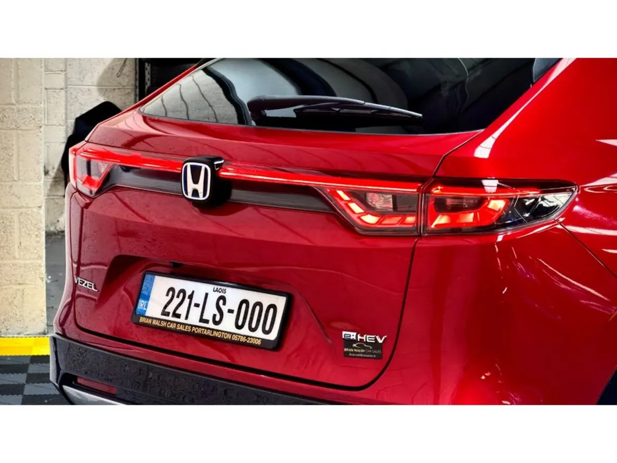 Honda Vezel SUV, Petrol Hybrid, 2022, Red