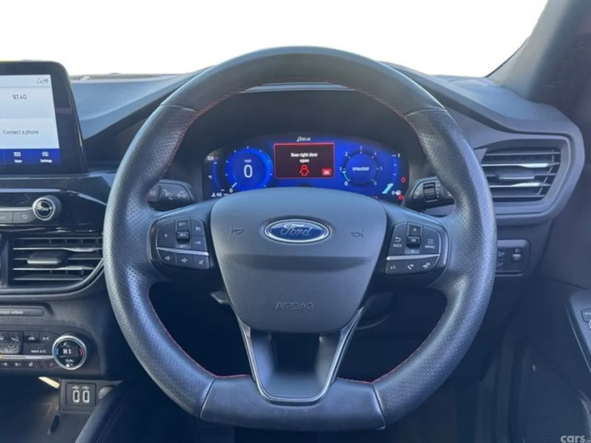 Ford Kuga Hatchback, Diesel, 2021, Silver