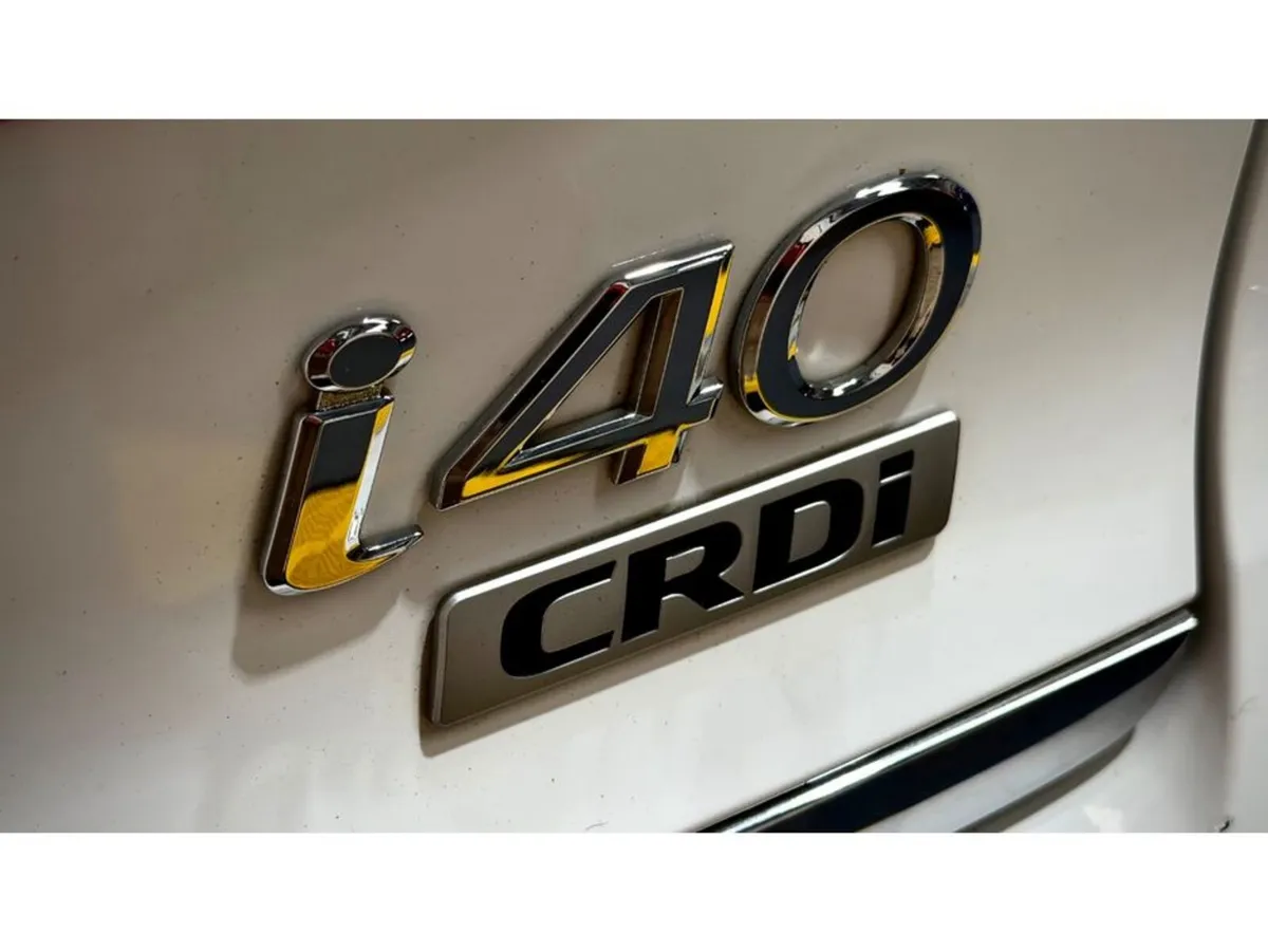 Hyundai i40 Saloon, Diesel, 2016, White