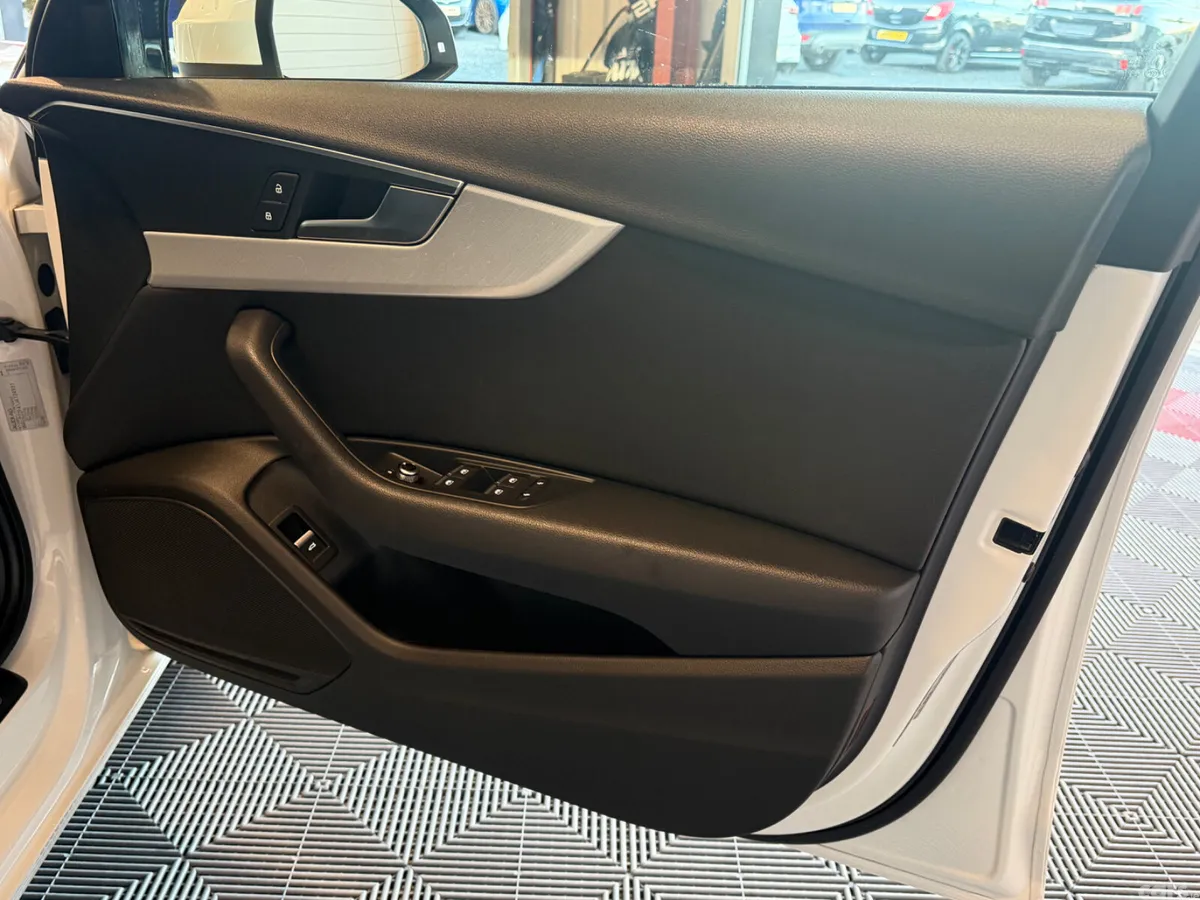 Audi A4 Saloon, Diesel, 2018, White