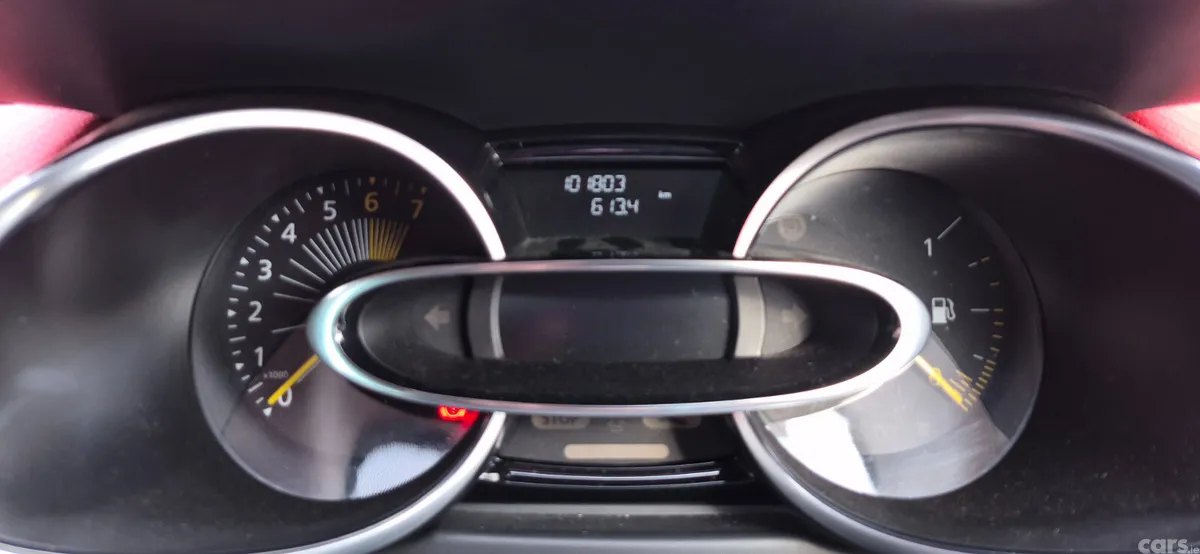 Renault Clio Hatchback, Petrol, 2016, Red