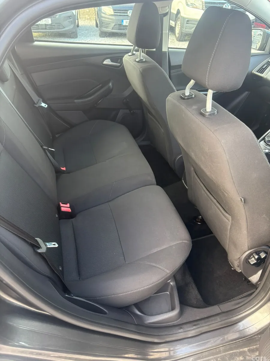 Ford Focus Hatchback, Diesel, 2016, Grey