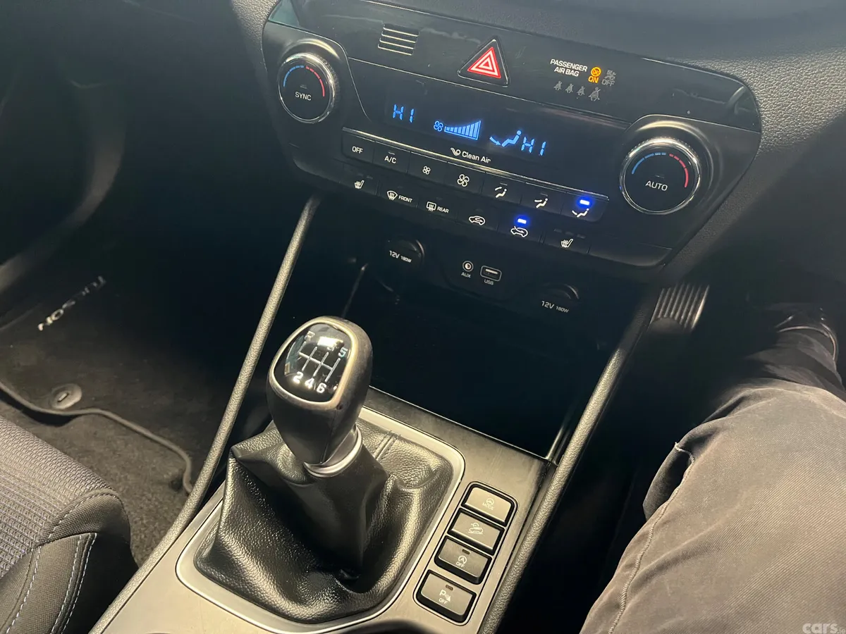 Hyundai Tucson SUV, Diesel, 2015, Grey