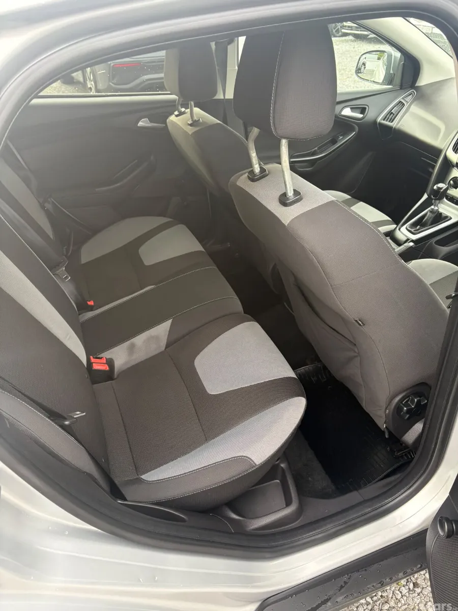 Ford Focus Hatchback, Diesel, 2014, Silver