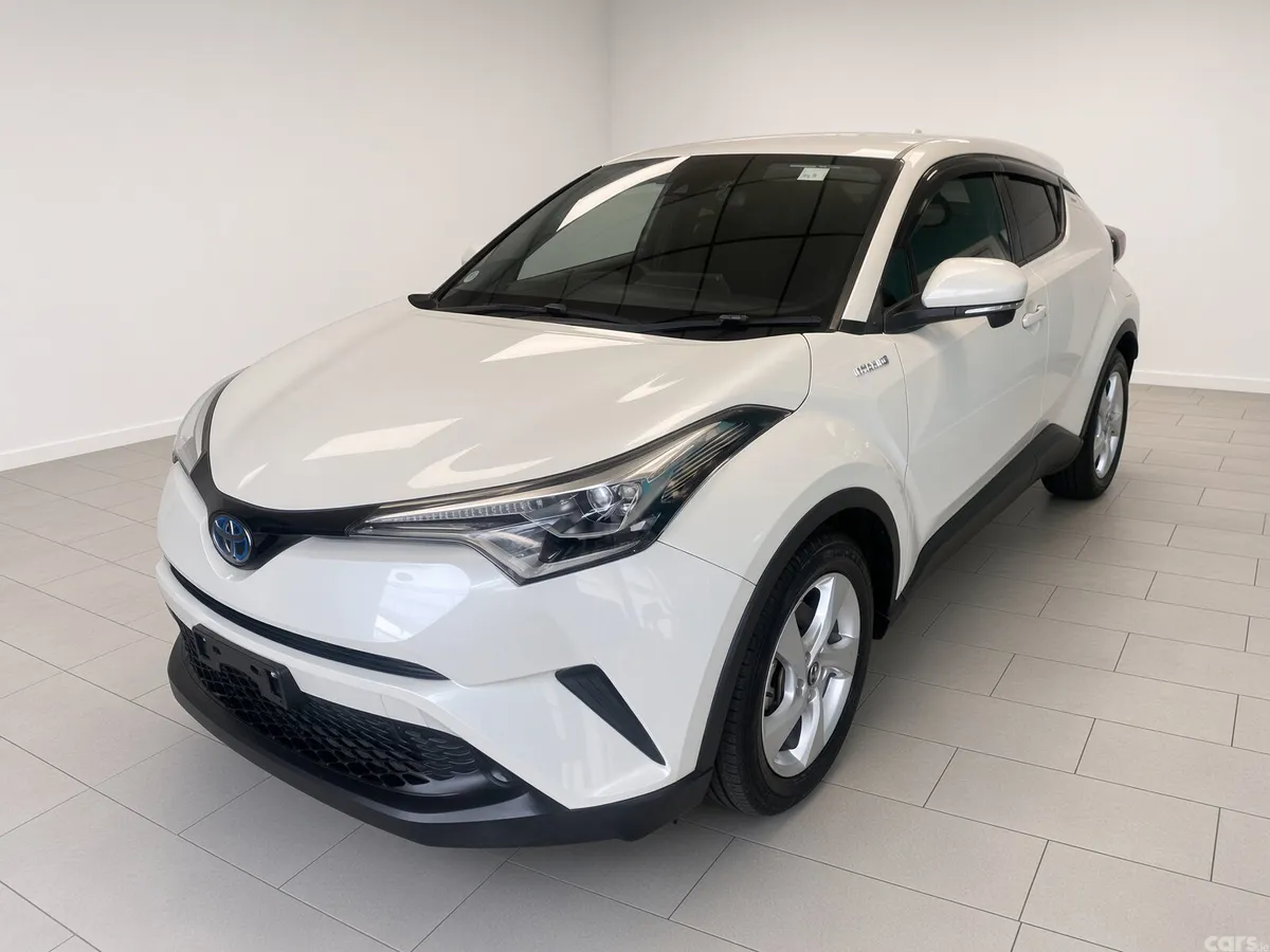 Toyota C-HR SUV, Petrol Hybrid, 2018, White
