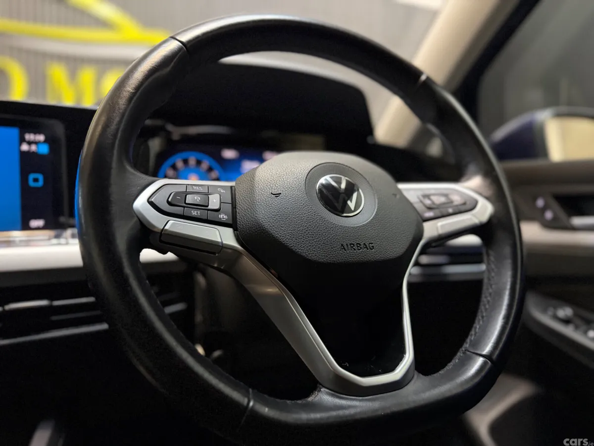 Volkswagen Golf Hatchback, Petrol, 2020, Blue