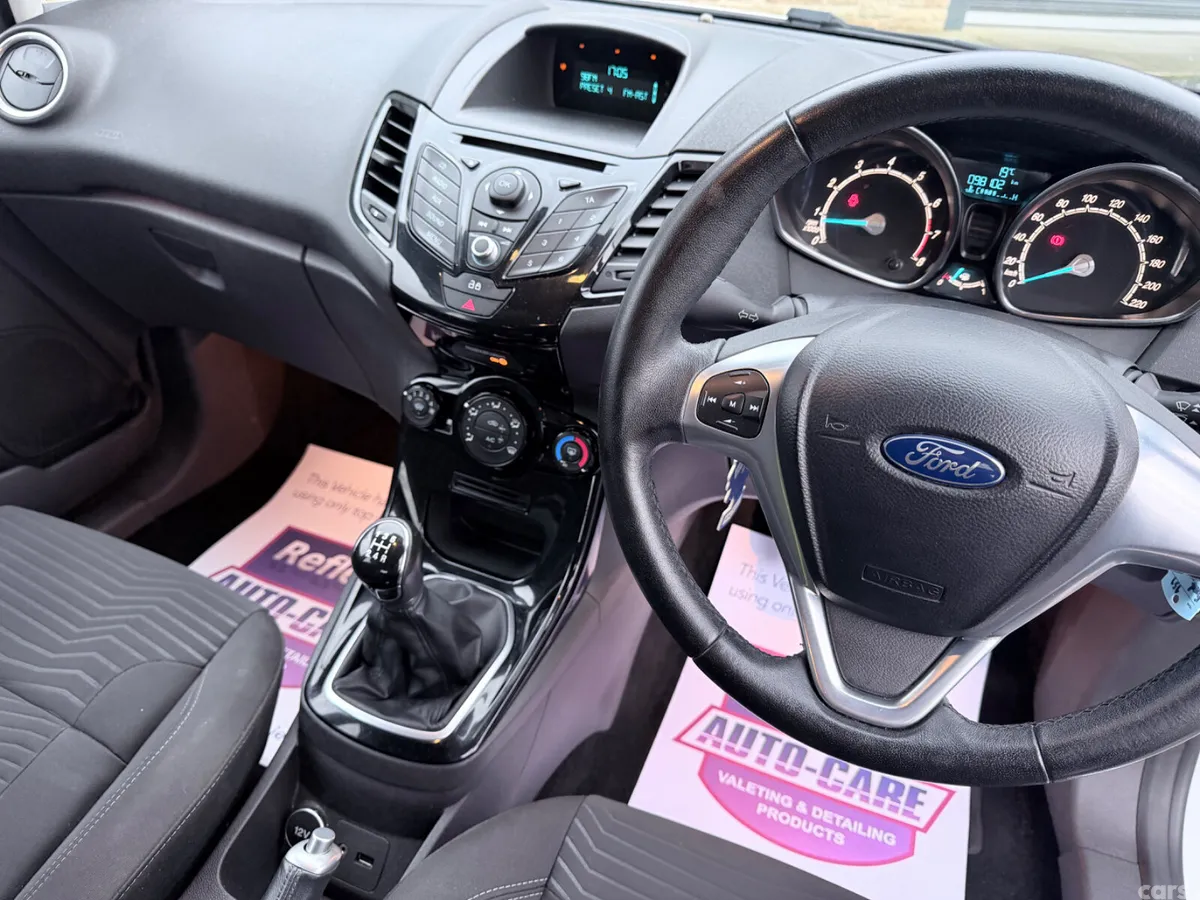 Ford Fiesta Hatchback, Petrol, 2015, White