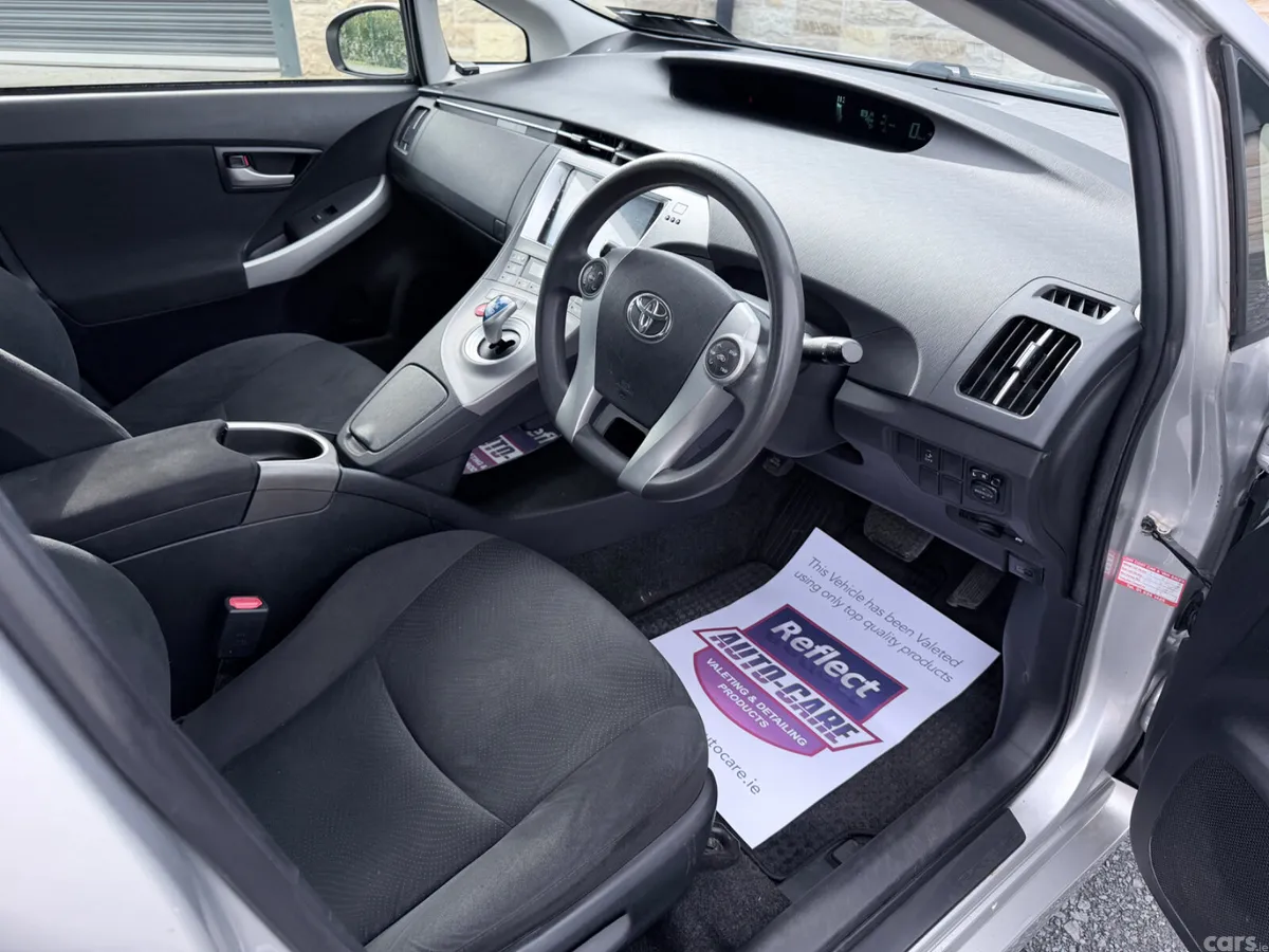 Toyota Prius Hatchback, Petrol Hybrid, 2015, Silver