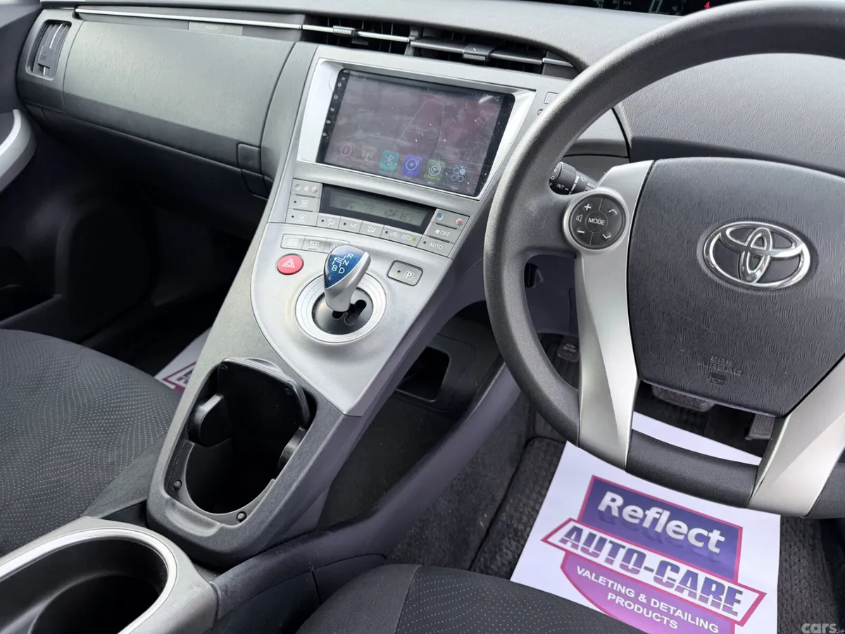 Toyota Prius Hatchback, Petrol Hybrid, 2015, Silver