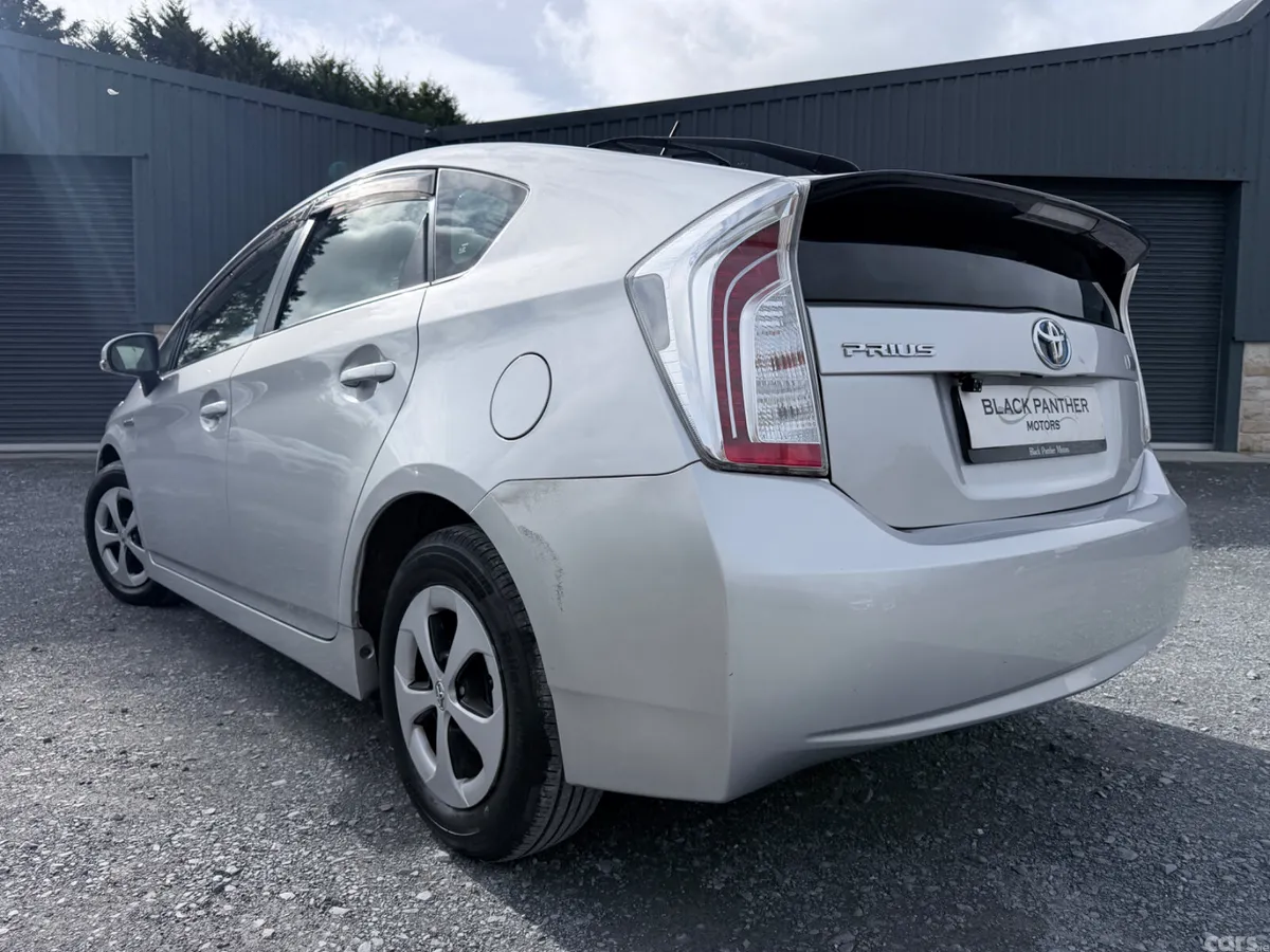 Toyota Prius Hatchback, Petrol Hybrid, 2015, Silver