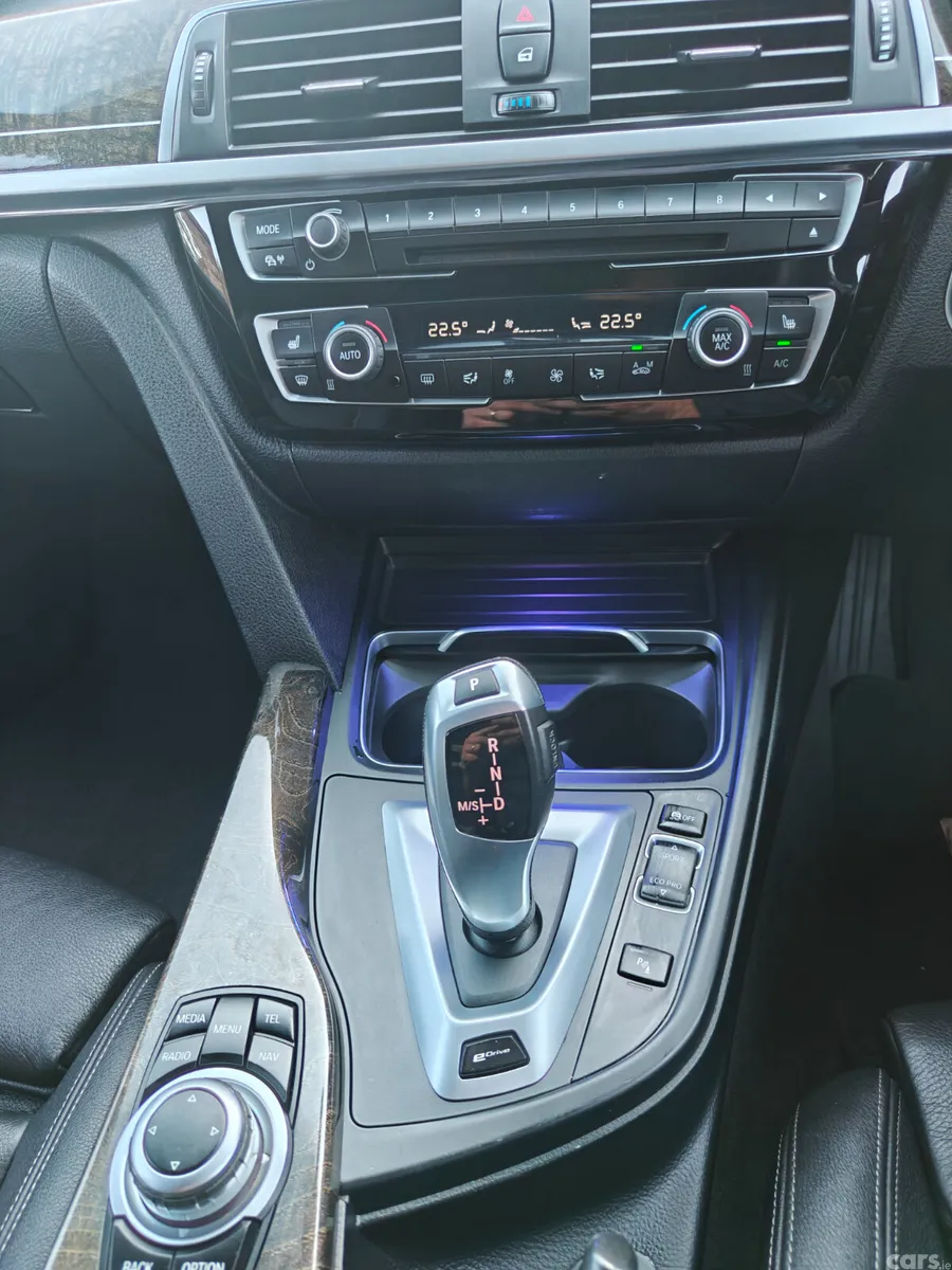 BMW 3-Series Saloon, Petrol Plug-in Hybrid, 2016, Grey