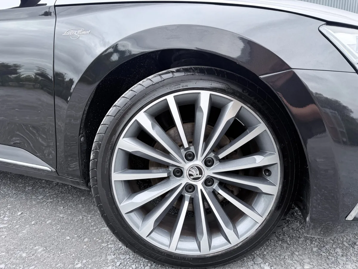 Skoda Superb Estate, Petrol, 2020, Black