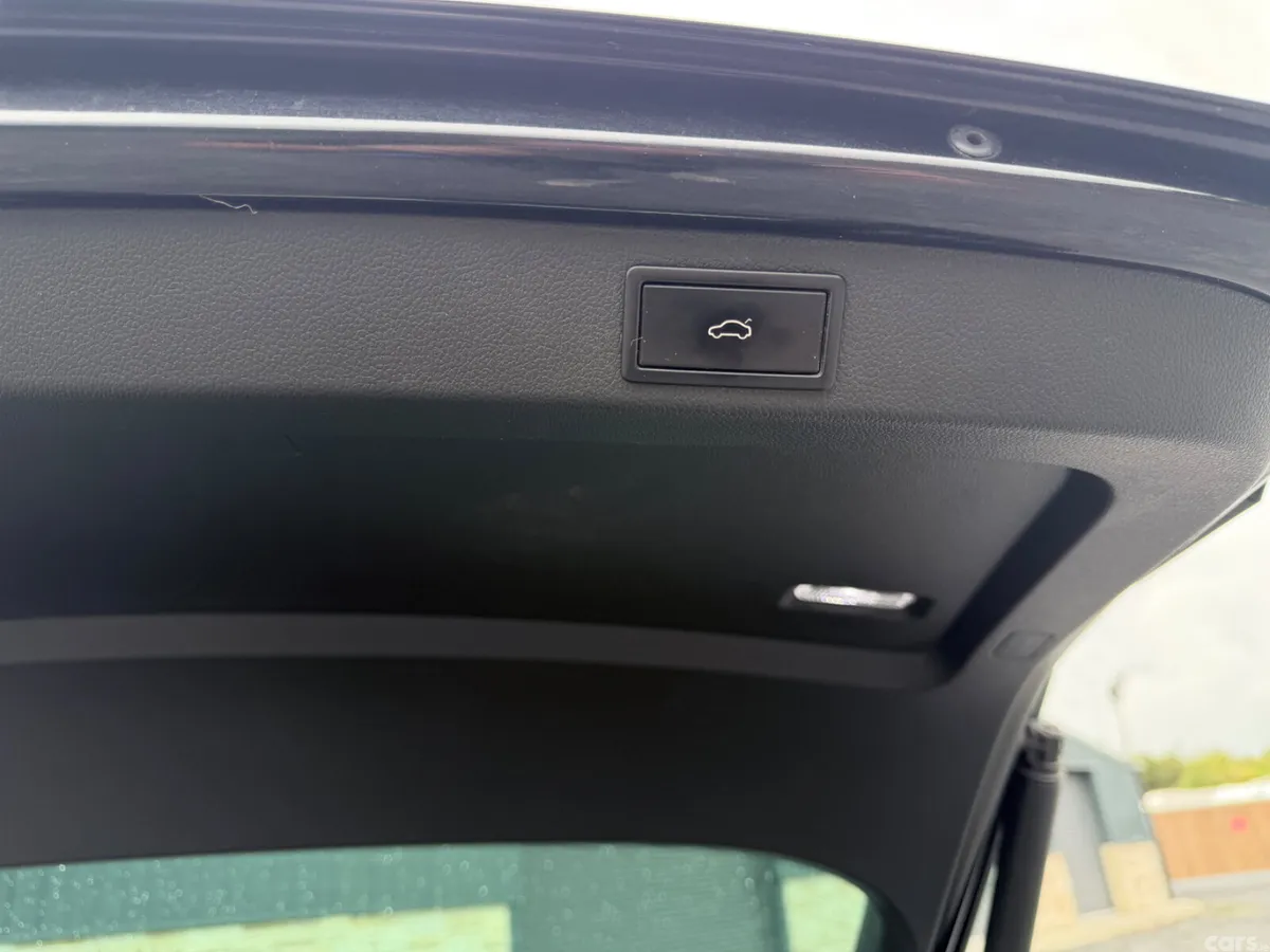 Skoda Superb Estate, Petrol, 2020, Black