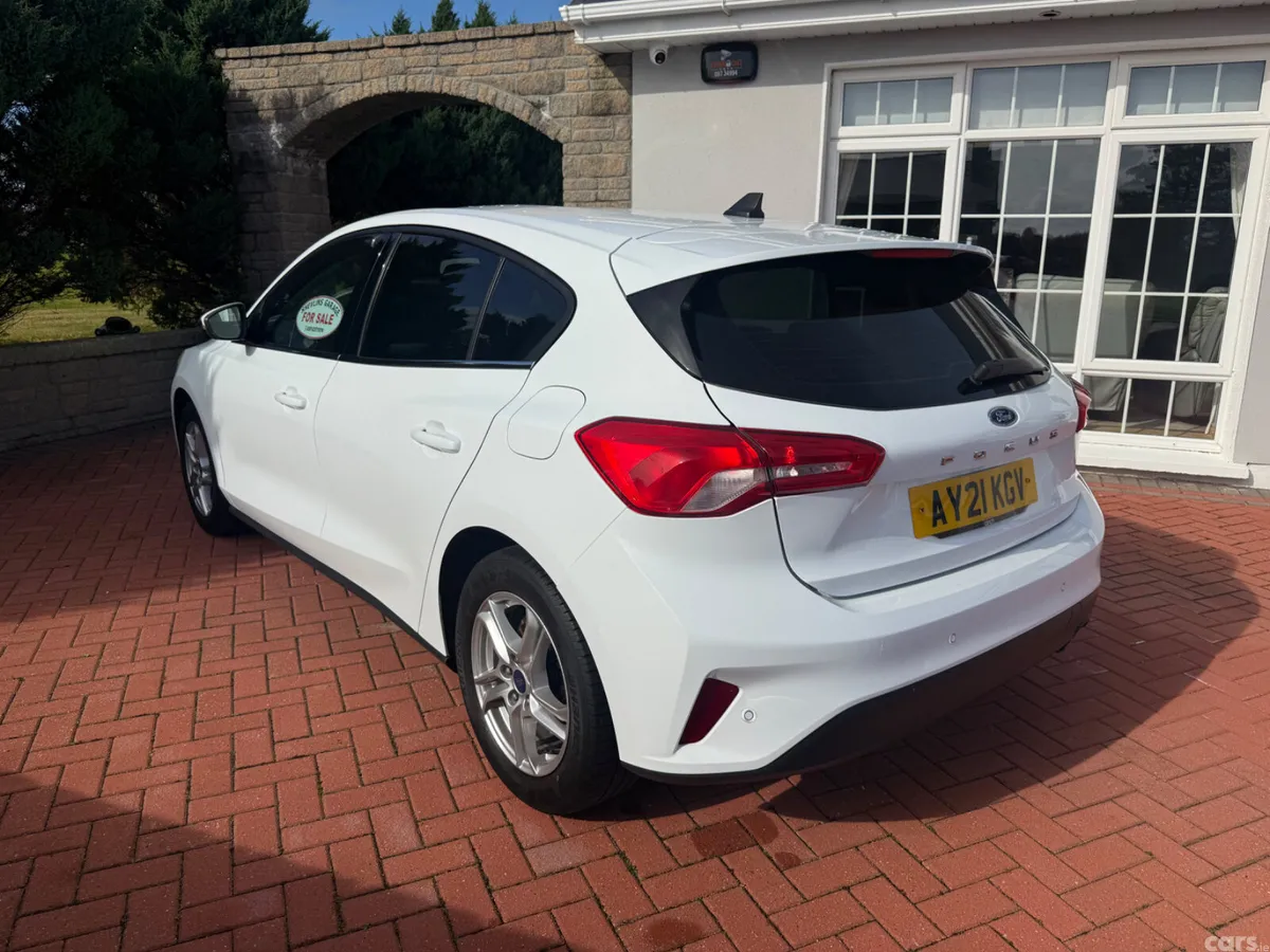 Ford Focus Hatchback, Diesel, 2021, White