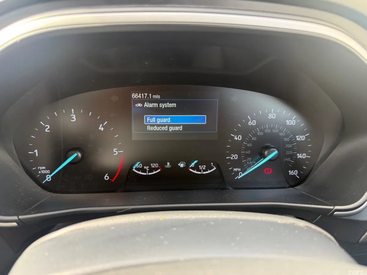 Ford Focus Hatchback, Diesel, 2021, White