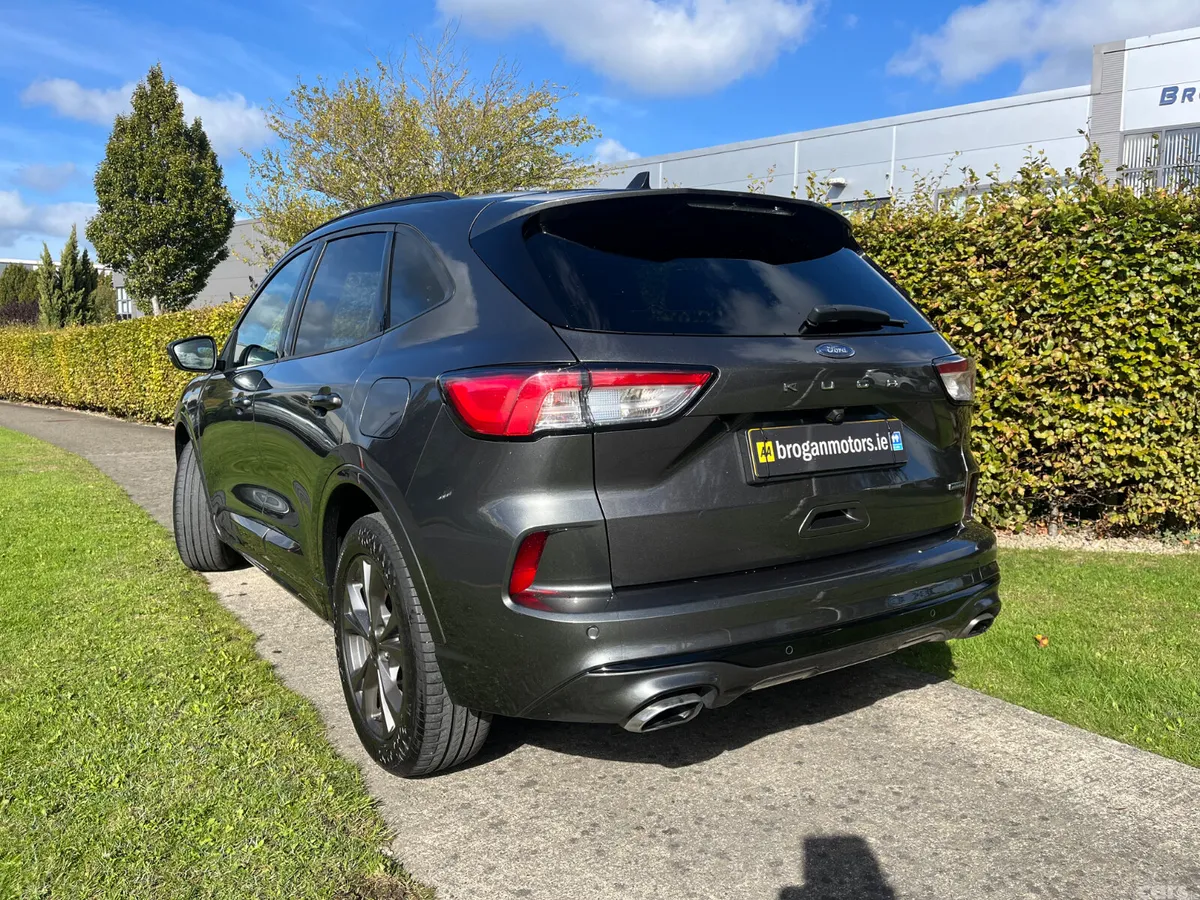 Ford Kuga SUV, Petrol Plug-in Hybrid, 2022, Grey