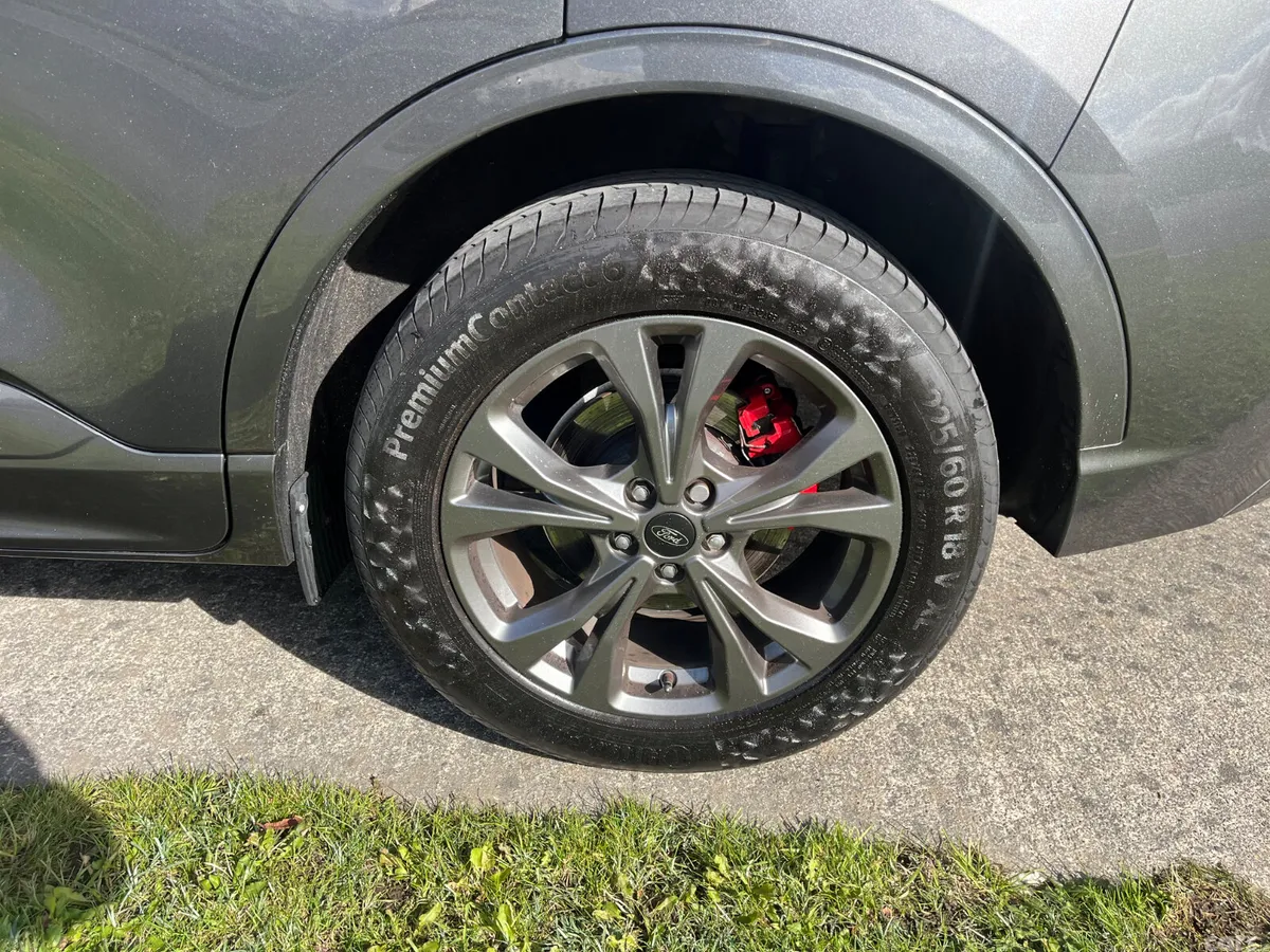 Ford Kuga SUV, Petrol Plug-in Hybrid, 2022, Grey