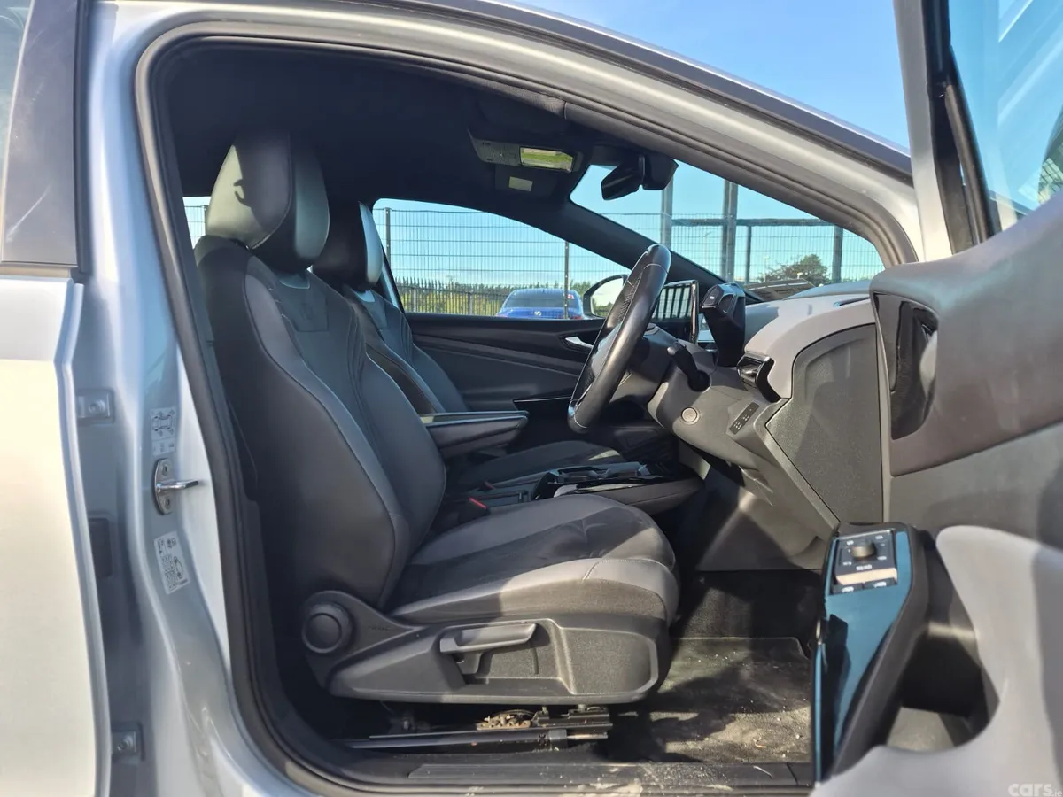 Volkswagen ID.4 Estate, Electric, 2022, Grey