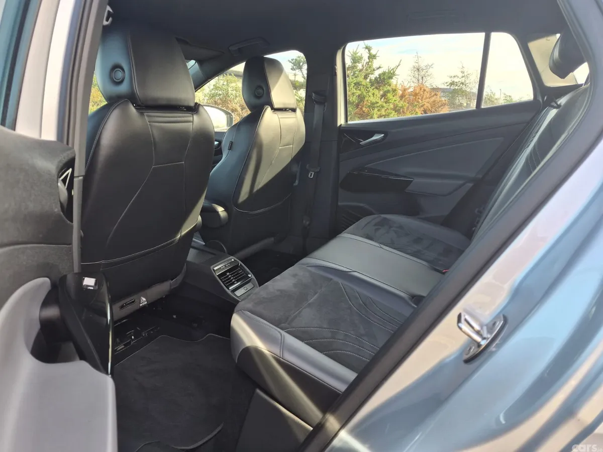 Volkswagen ID.4 Estate, Electric, 2022, Grey