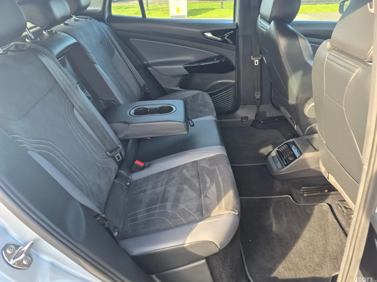Volkswagen ID.4 Estate, Electric, 2022, Grey