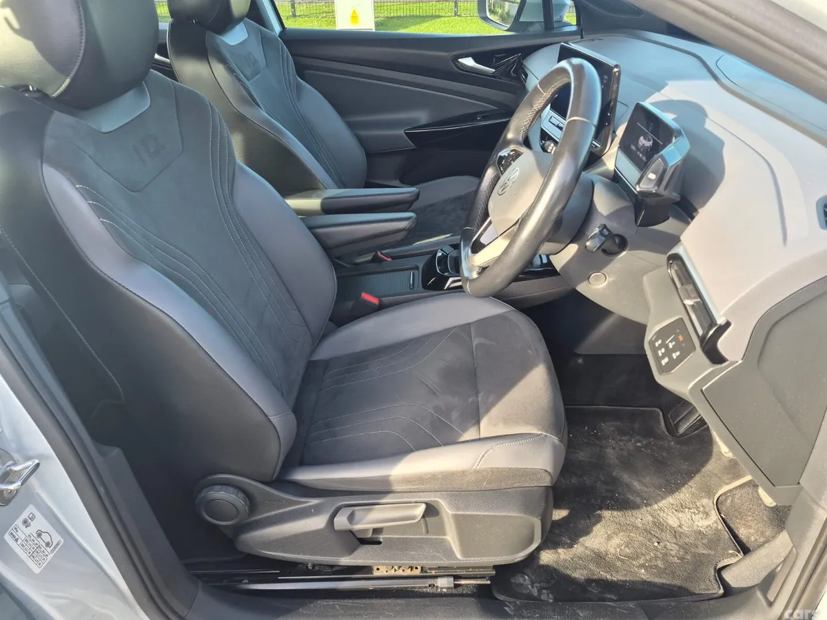 Volkswagen ID.4 Estate, Electric, 2022, Grey