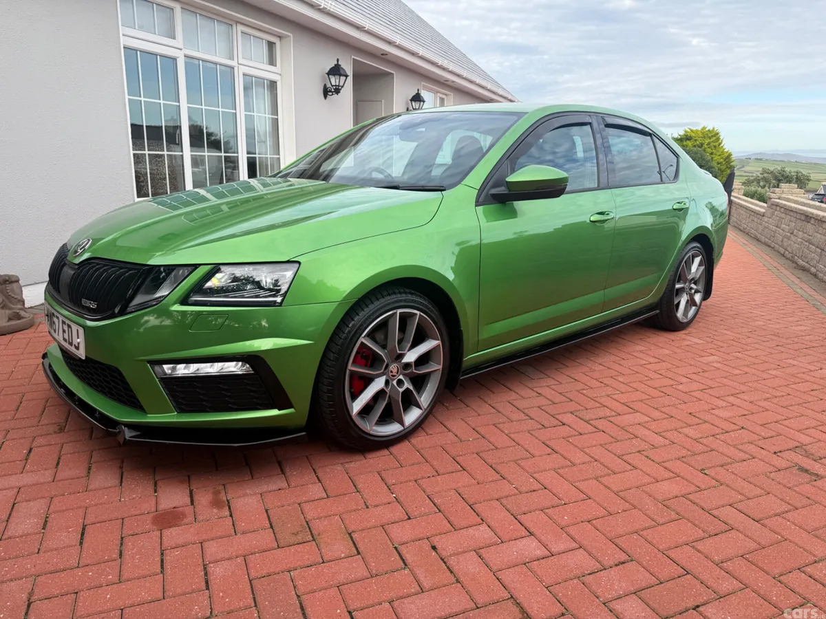 Skoda Octavia Hatchback, Diesel, 2018, Green