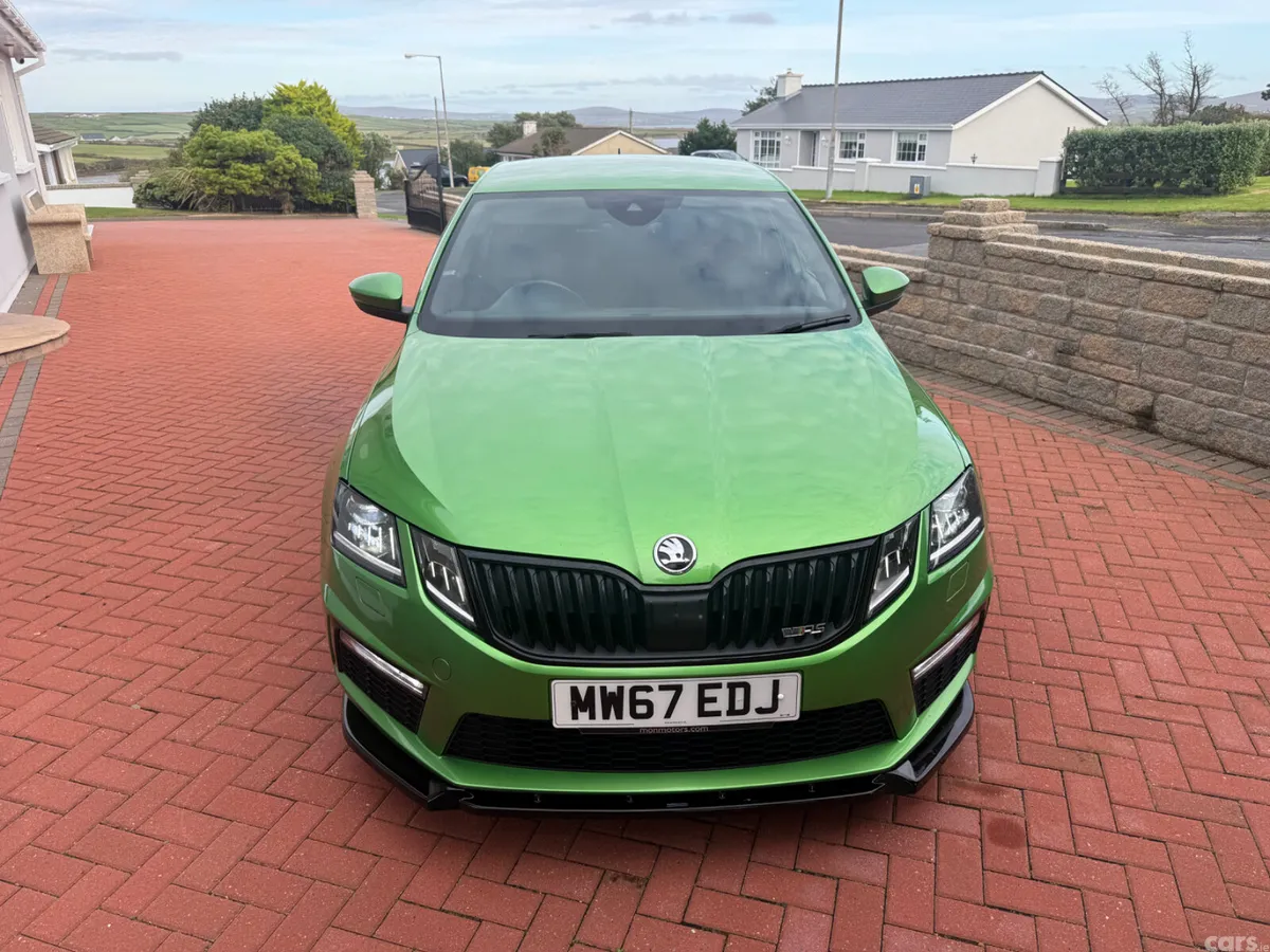 Skoda Octavia Hatchback, Diesel, 2018, Green