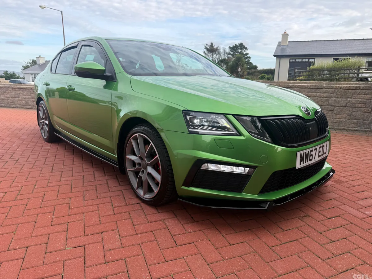 Skoda Octavia Hatchback, Diesel, 2018, Green