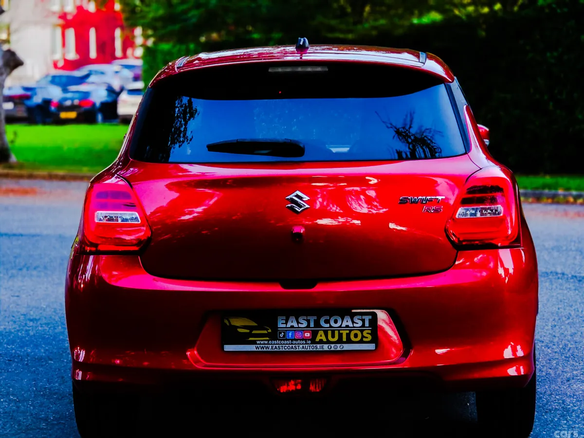Suzuki Swift Hatchback, Petrol, 2018, Red