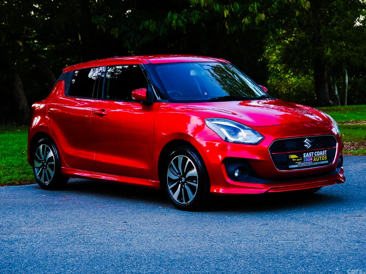 Suzuki Swift Hatchback, Petrol, 2018, Red