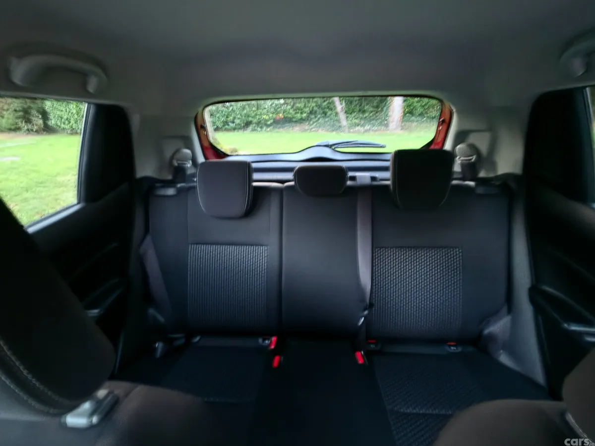 Suzuki Swift Hatchback, Petrol, 2018, Red