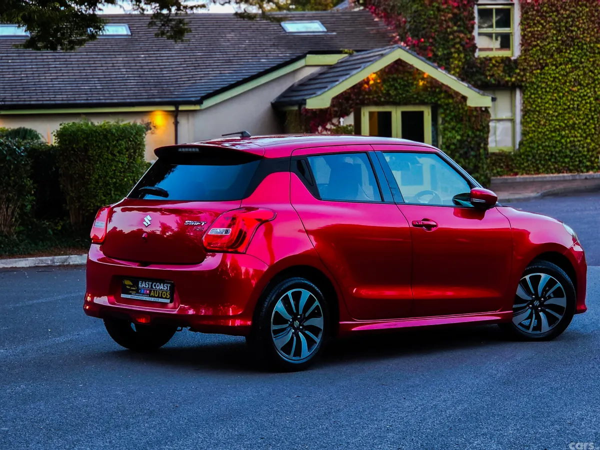 Suzuki Swift Hatchback, Petrol, 2018, Red