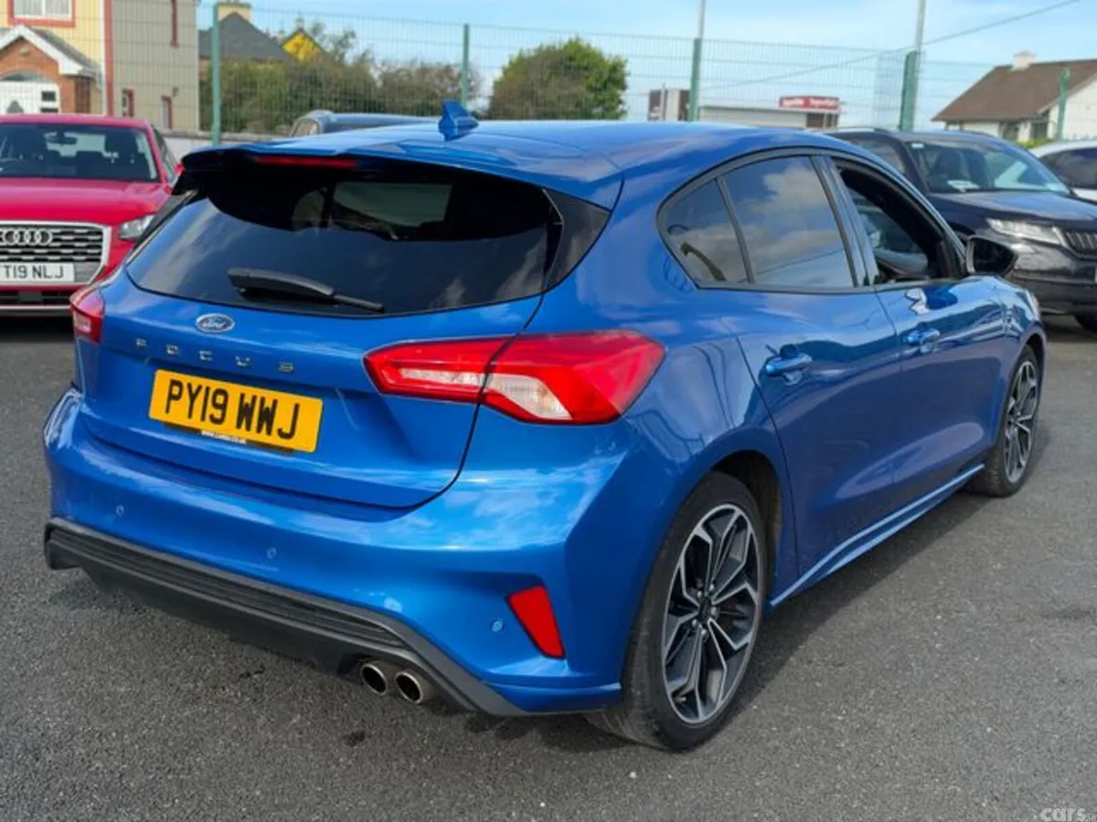 Ford Focus Hatchback, Diesel, 2019, Blue