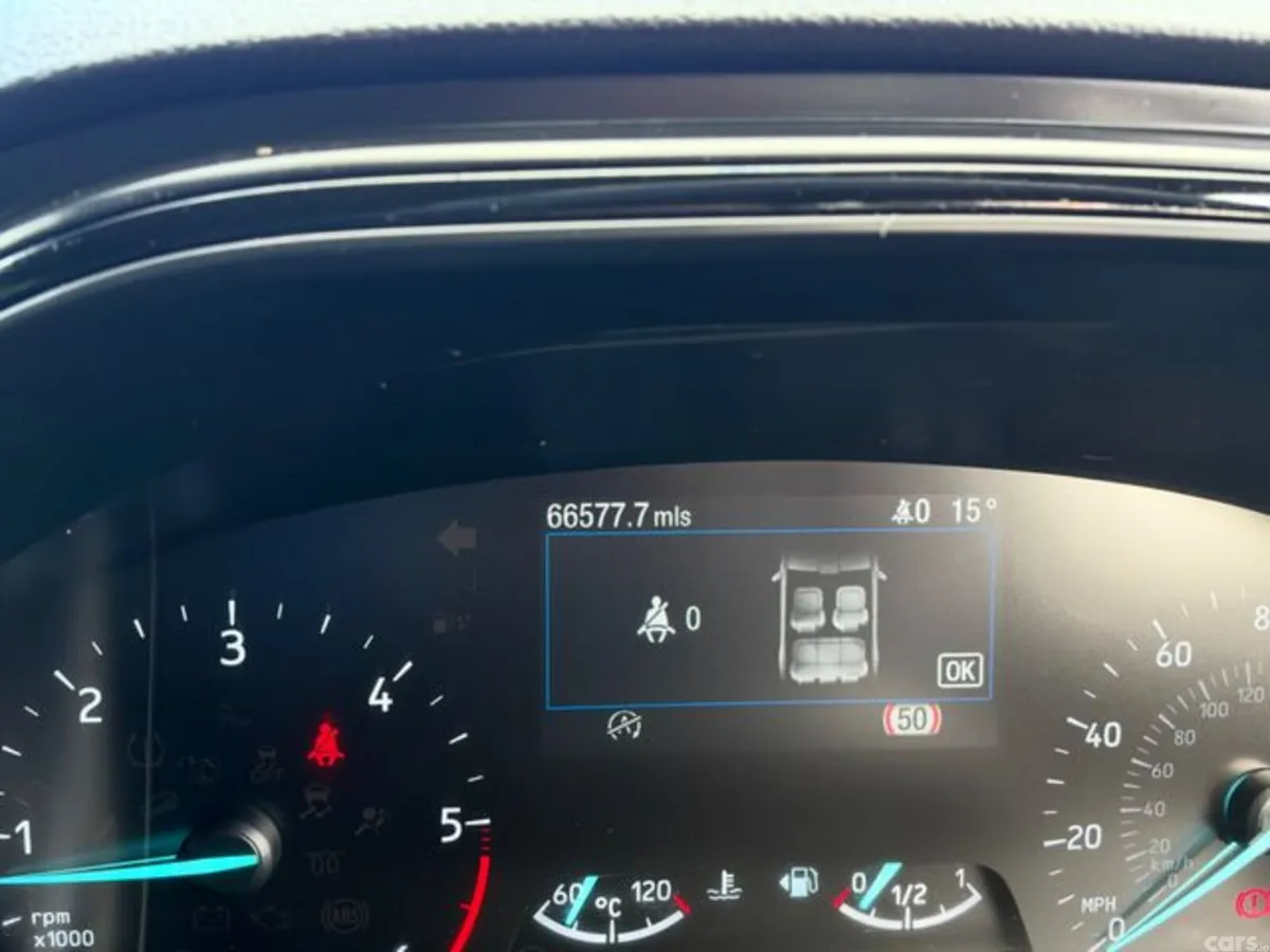 Ford Focus Hatchback, Diesel, 2019, Blue