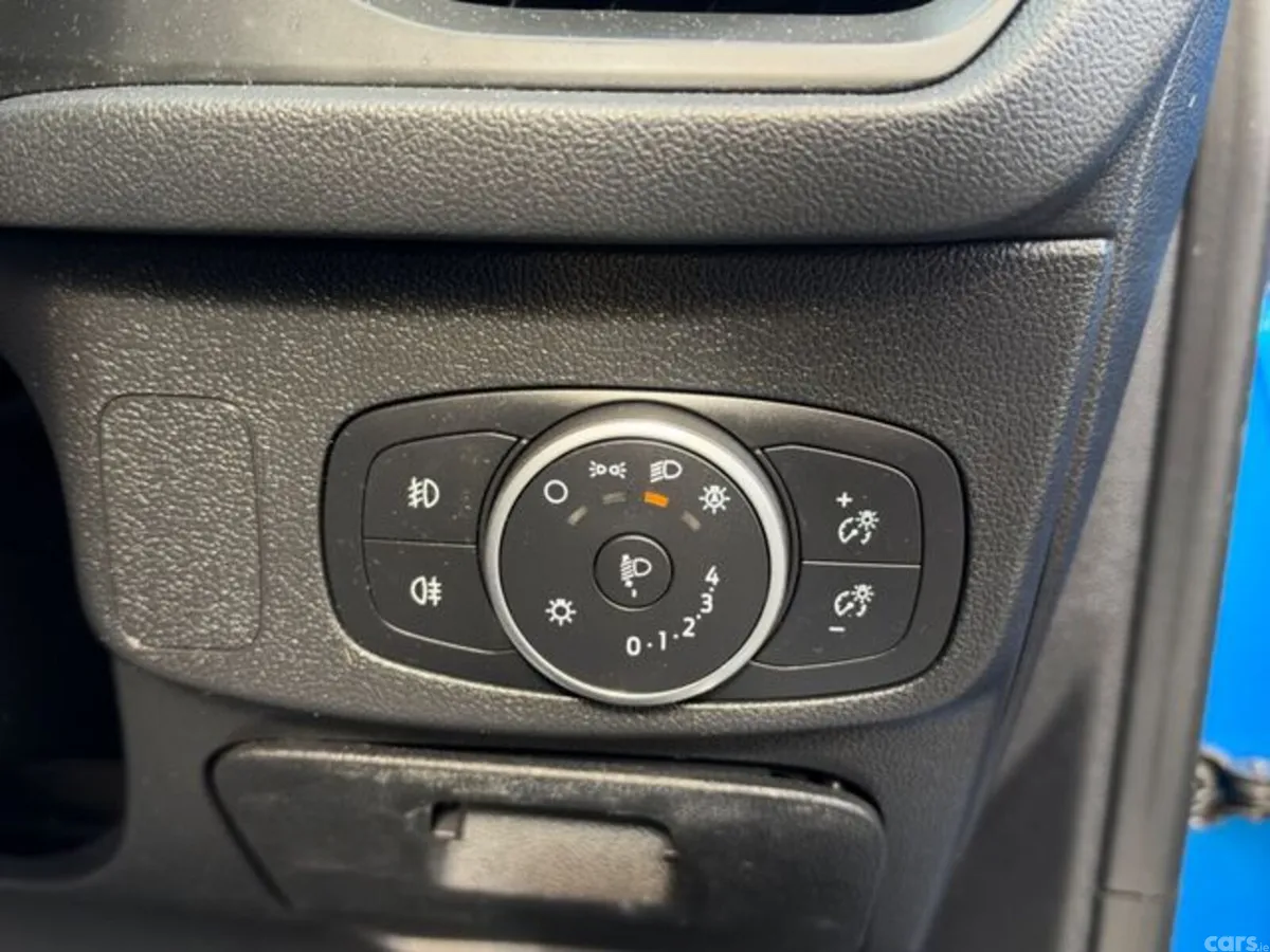 Ford Focus Hatchback, Diesel, 2019, Blue