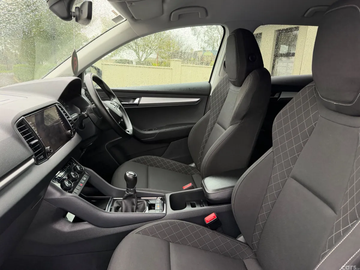 Skoda Karoq SUV, Diesel, 2021, White