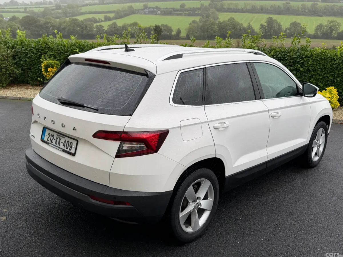 Skoda Karoq SUV, Diesel, 2021, White
