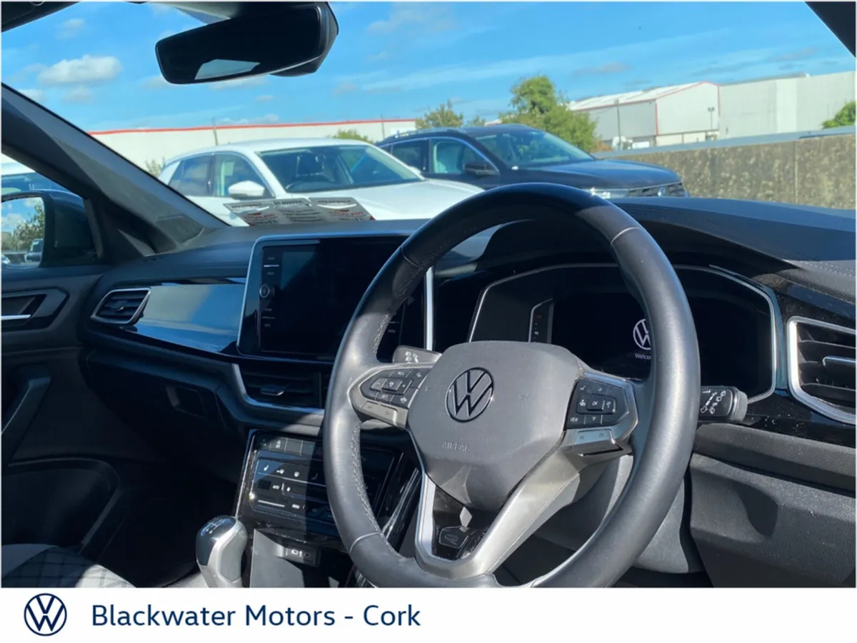 Volkswagen T-Roc SUV, Petrol, 2023, Grey